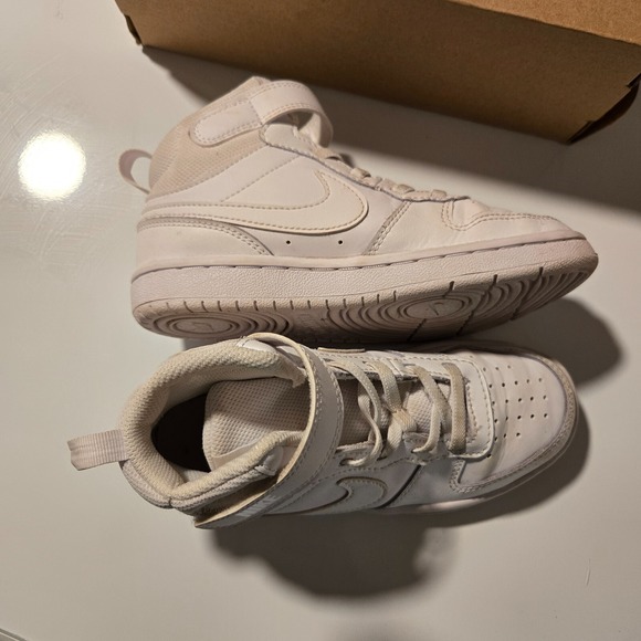 Nike Court Borough Mid 2 "White", Size US 13 C Unisex‎ Boys Girls - Picture 2 of 7